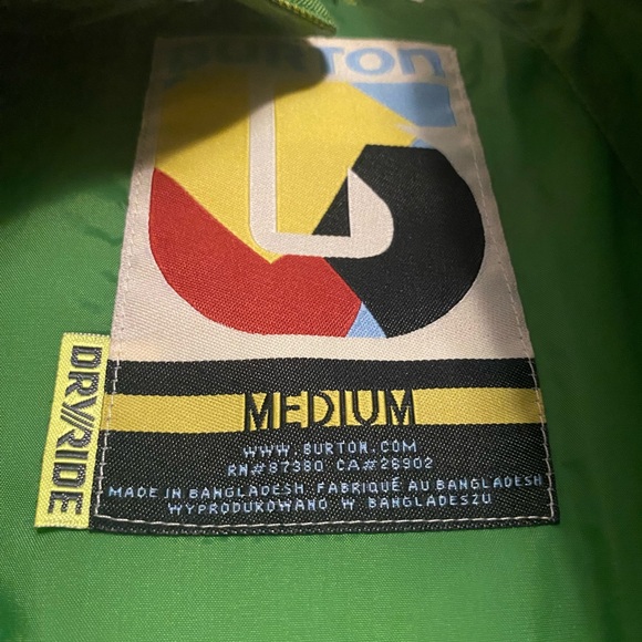 New Burton Snowboard Jacket - Picture 9 of 12